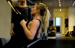katrine-i-trx-row-sporting-health-club